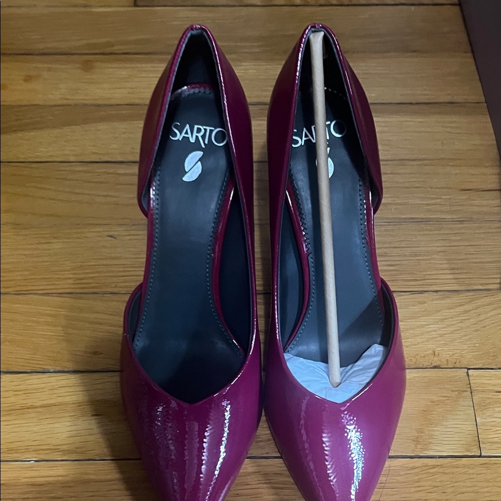 SARTO By Franco Sarto Glossy Plum Heels